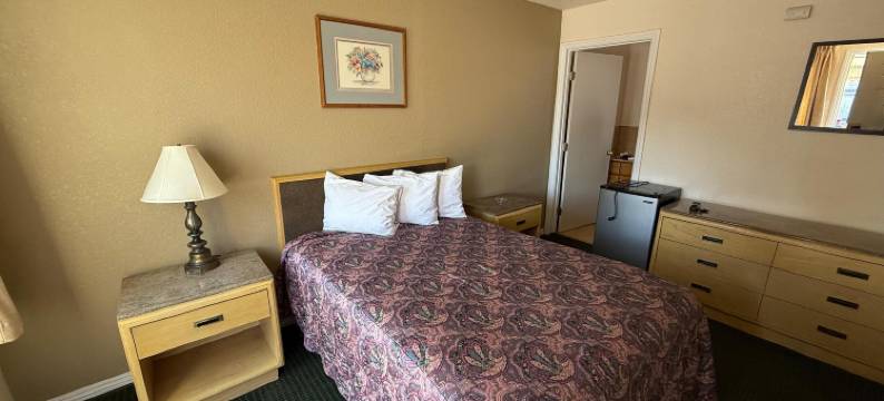 Discovery Inn 瓦列霍 I 80 靠近纳帕 CA(Discovery Inn Vallejo I 80 Near Napa CA)图片