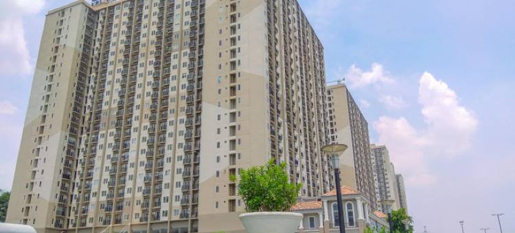 Homey and Modern 2BR at Podomoro Golf View Apartment By Travelio图片