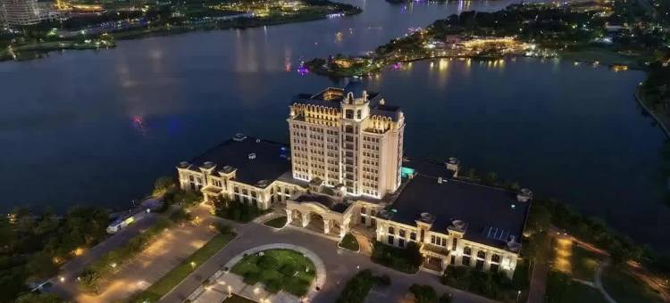 蓝海钧华大饭店(滨州白鹭湖湿地公园店)图片