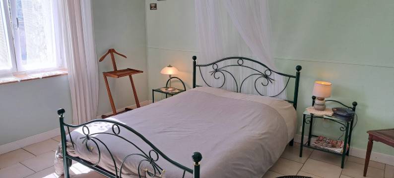 House near Lac de Madine with Historic Charm图片