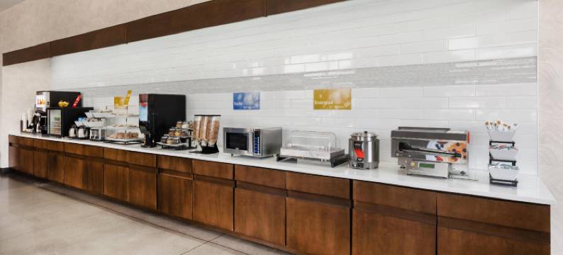 格洛贝斯特韦斯特酒店俄克拉何马伊尼德市中心/会议中心(GLō Best Western Enid OK Downtown/Convention Center Hotel)图片