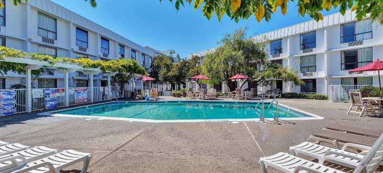 旧金山6号汽车旅馆 - 红木城(Motel 6 Belmont, CA - San Francisco - Redwood City)图片