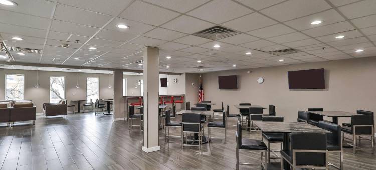 斯特劳兹堡波科诺山佩恩斯特劳德酒店 - 阿桑德连锁酒店(The Penn Stroud, Stroudsburg - Poconos, Ascend Hotel Collection)图片