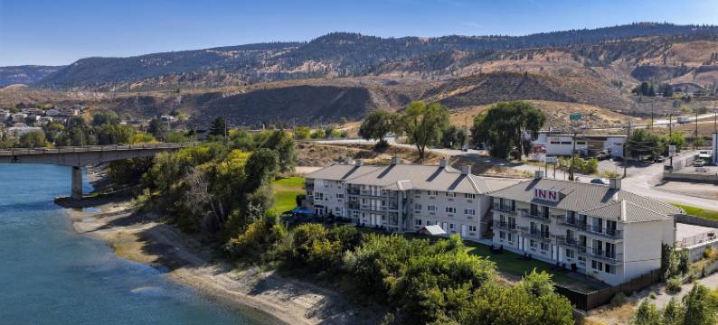 河畔套房酒店(Riverland Inn & Suites)图片