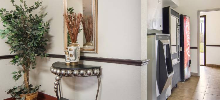 沃斯堡- 萨吉诺红屋顶酒店(Red Roof Inn Fort Worth - Saginaw)图片