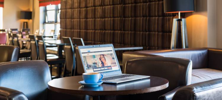 伦敦鲁顿机场智选假日酒店(Holiday Inn Express London - Luton Airport)图片