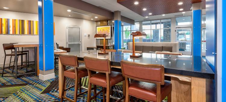 大急流城机场南智选假日套房酒店(Holiday Inn Express & Suites GRAND RAPIDS AIRPORT - SOUTH by IHG)图片