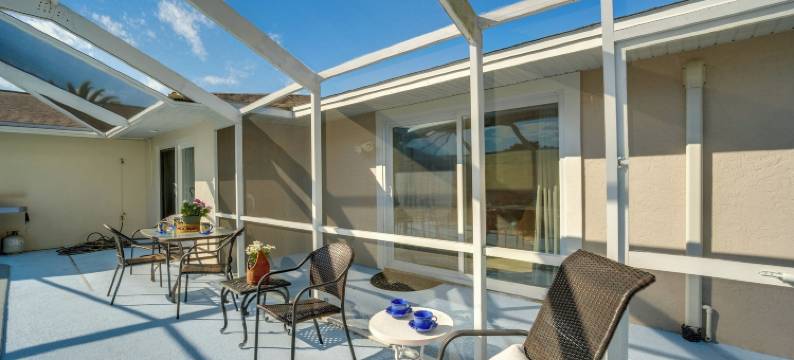 距夏洛特港海滩公园4英里：带泳池的宝石(4 Mi to Port Charlotte Beach Park Gem with Pool)图片