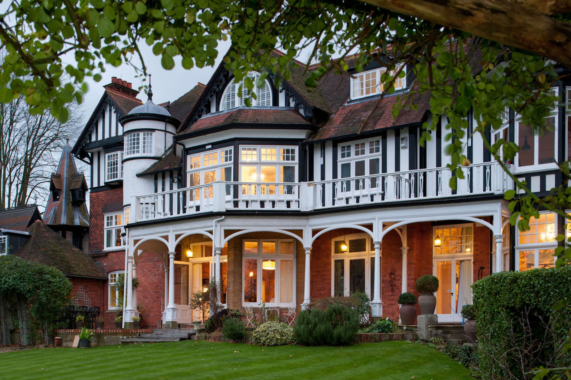 River Arts Club Over view