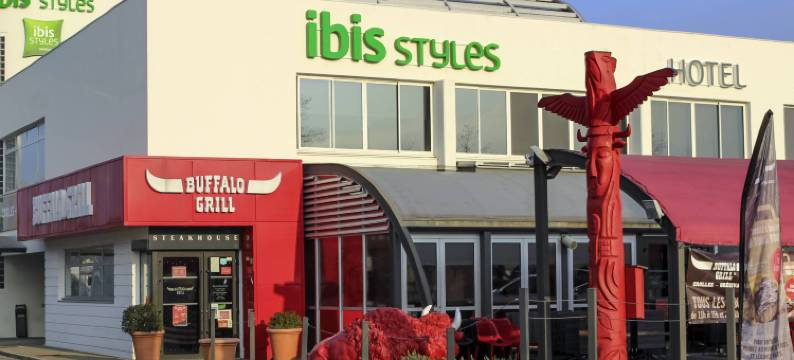 宜必思尚品克罗勒格勒诺布尔 A41 酒店(Ibis Styles Crolles Grenoble A41)图片