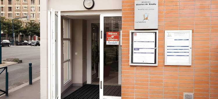 塞祖尔阿菲尔庞坦查尔斯戴高乐酒店(Séjours & Affaires Pantin Charles de Gaulle)图片