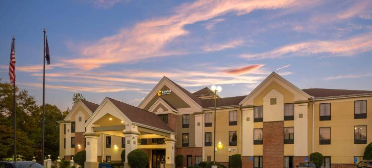 舒适酒店及套房斯帕坦堡北(Comfort Inn & Suites at I-85)图片