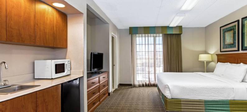 丹佛北格伦拉昆塔温德姆酒店(La Quinta Inn by Wyndham Denver Northglenn)图片