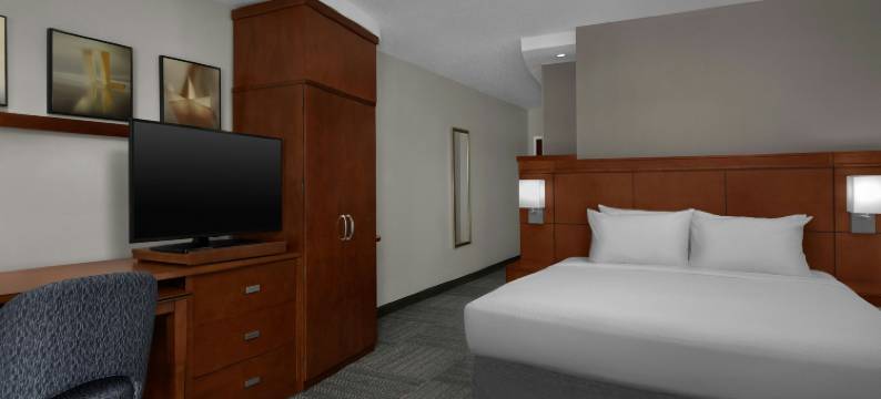 格林斯伯勒机场万怡酒店(Courtyard Greensboro Airport)图片