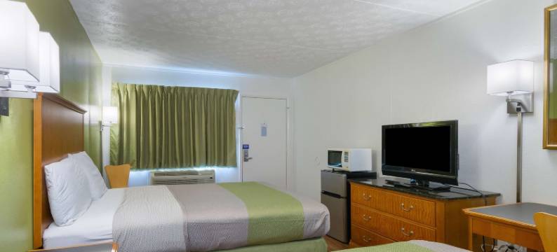 帕克斯堡红地毯旅店(Motel 6 Parkersburg, WV)图片