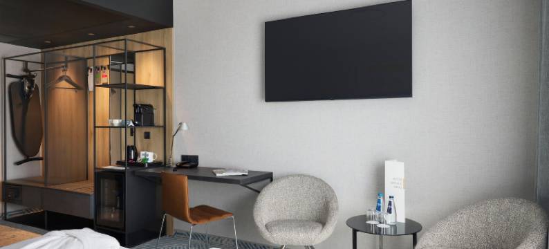 Q加酒店(Q Hotel Plus Wrocław)图片