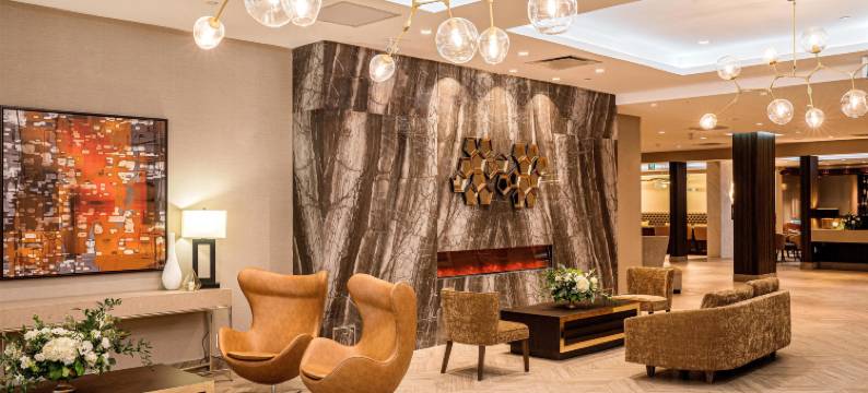 基奇纳希尔顿逸林酒店(DoubleTree by Hilton Kitchener)图片