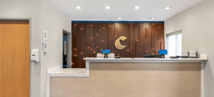 舒适套房酒店(Comfort Inn & Suites)图片