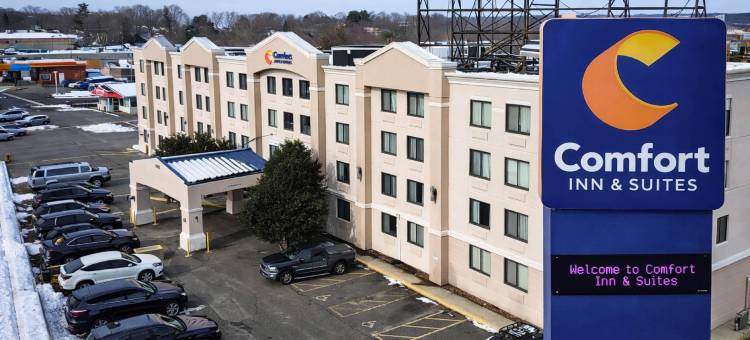 舒适套房酒店(Comfort Inn & Suites)图片