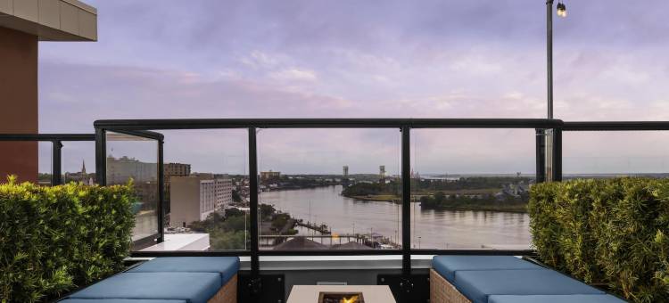 威尔明顿河滨希尔顿大使套房酒店(Embassy Suites by Hilton Wilmington Riverfront)图片