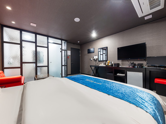 平泽Coco自助入住汽车旅馆