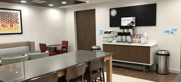 洲际智选假日酒店那不勒斯南部 - I-75(Holiday Inn Express NAPLES SOUTH - I-75 by IHG)图片