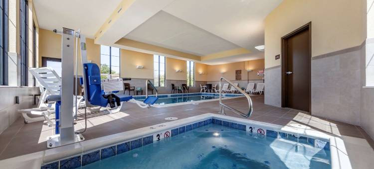 舒适套房酒店(Comfort Suites)图片