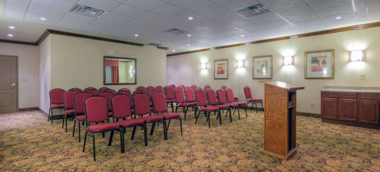 恩波里亚丽怡酒店(Country Inn & Suites by Radisson, Emporia, VA)图片