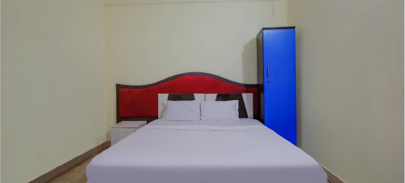 OYO 2961 Dolphin Park图片