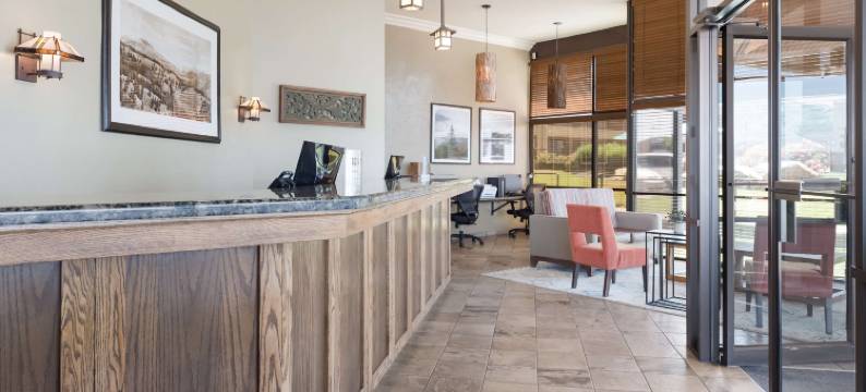 山麓丘陵贝斯特韦斯特酒店(Best Western Foothills Inn)图片