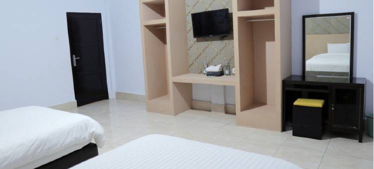 红多兹酒店@帕桑卡尤马穆朱乌塔拉(RedDoorz @ Pasangkayu Mamuju Utara)图片