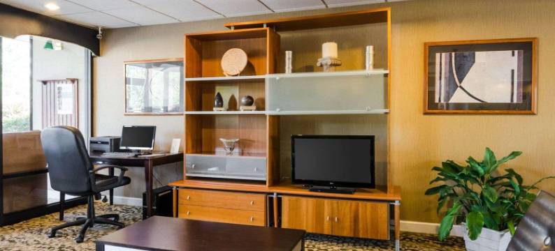 特劳特维尔凯艺酒店-罗阿诺克北(Quality Inn Troutville - Roanoke North)图片