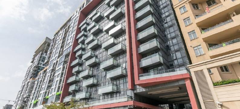 雷韦市中心中央公寓(Central Reve Downtown Condo)图片