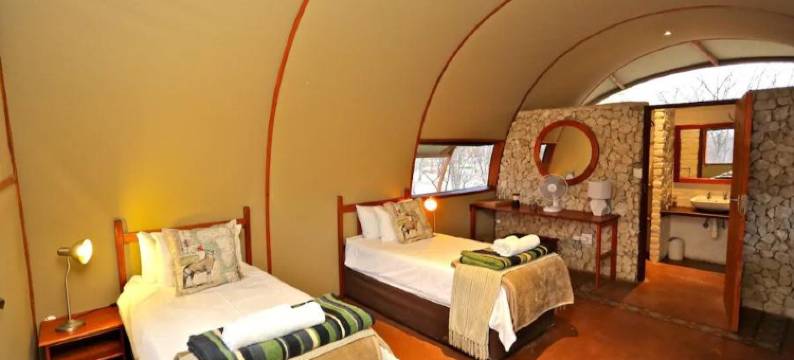 默帕内乡村埃托沙旅馆(Mopane Village Lodge Etosha)图片