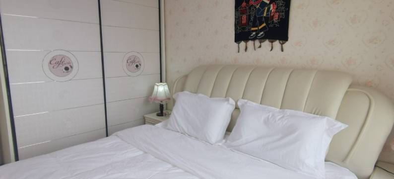 北京东燕郊紫红民宿(燕顺路分店)图片