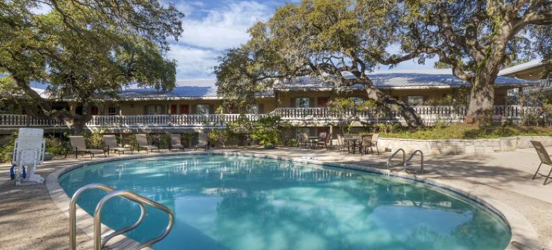 星期天豪斯贝斯特韦斯特酒店(Best Western Sunday House Inn)图片