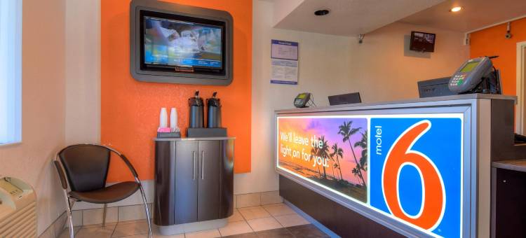 圣易西铎 - 圣迭戈边境6号汽车旅馆(Motel 6 San Ysidro, CA  San Diego Border)图片