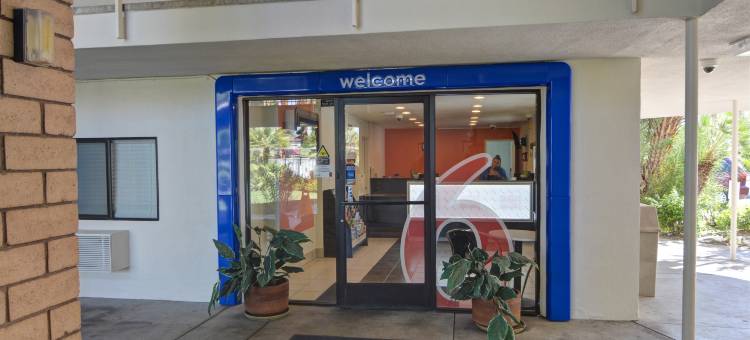 东部棕榈泉6号汽车旅馆(Motel 6 Palm Springs, CA - East - Palm Canyon)图片