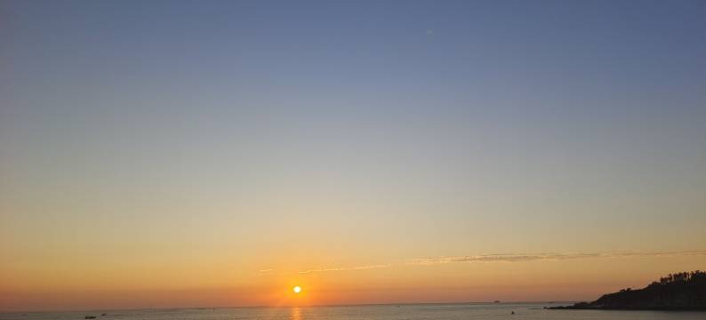 小石岛日落民宿(锦州路分店)图片