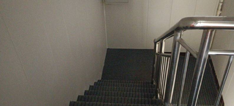 明月照沟渠客栈(乌海线分店)图片