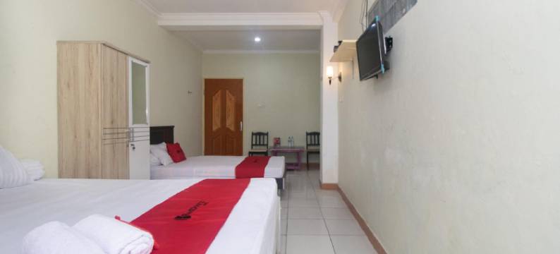红多兹酒店@古邦弗朗斯塞达(RedDoorz @ Frans Seda Kupang)图片