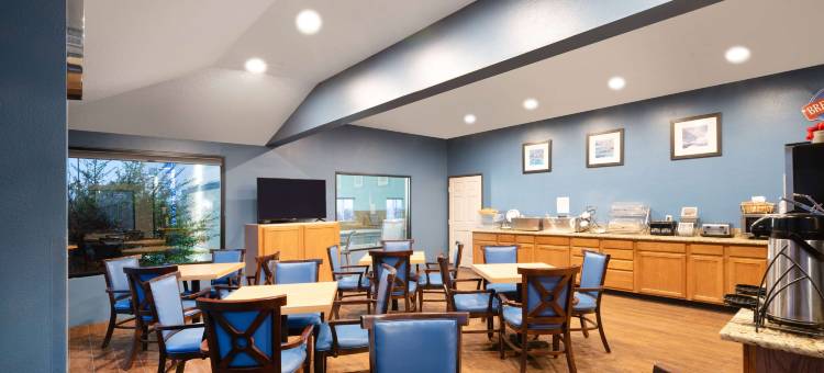 利蒙呗盟套房酒店(Baymont by Wyndham Limon)图片