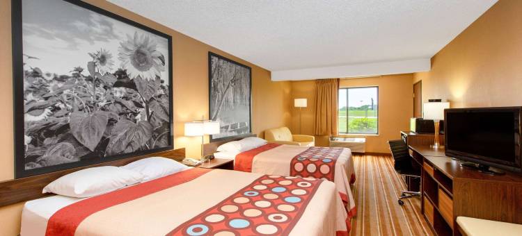 萨莱纳温德姆速8酒店(Super 8 by Wyndham Salina I-70)图片