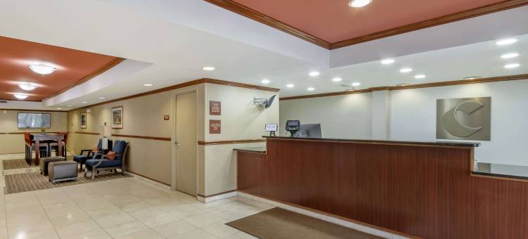 机场会议中心舒适套房酒店(Comfort Inn & Suites Airport Convention Center)图片