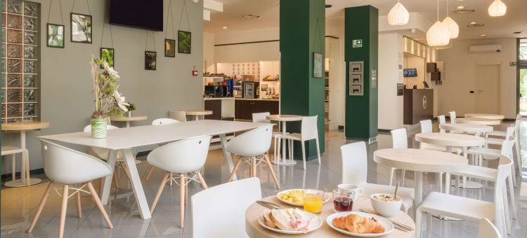 法恩扎B&B民宿(B&B Hotel Faenza)图片