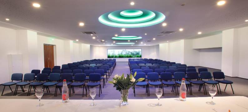 日出海滩酒店(Sunrise Beach Hotel)图片