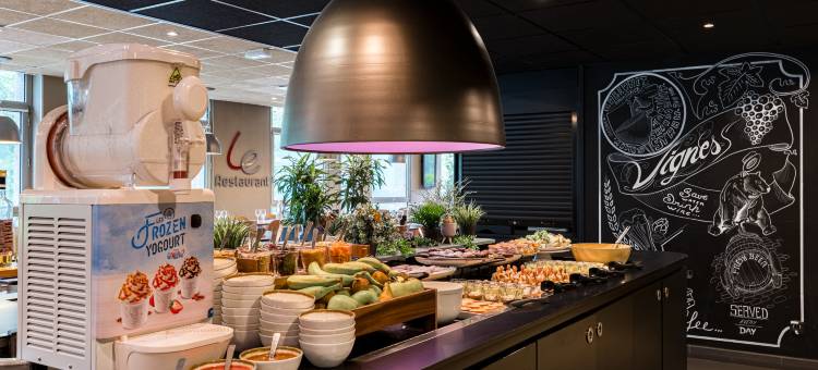 里昂中心上帝公园椰林酒店(Campanile PRIME - Lyon Centre Gare Part Dieu)图片