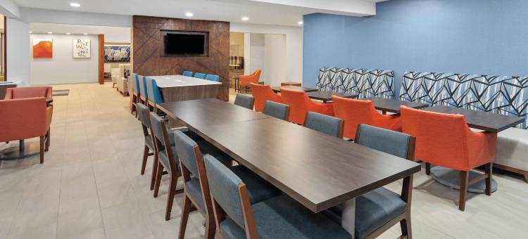 假日快捷酒店及套房华盛顿港 by IHG(Holiday Inn Express & Suites Port Washington by IHG)图片