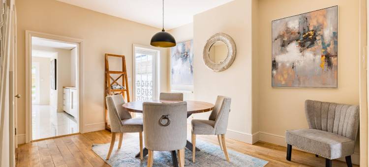 位于温莎的1卧室-108平方米|带1个独立浴室(Charles Hope Salisbury Residence)图片