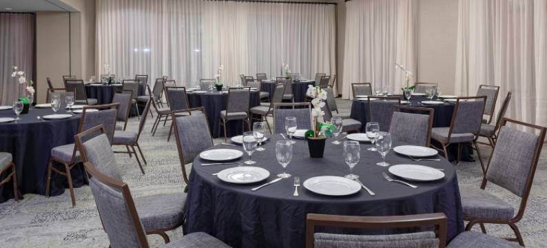 孟菲斯市中心万怡酒店(Courtyard Memphis Downtown)图片